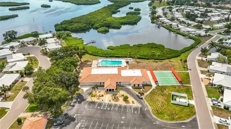 4001 Chinaberry Road Bradenton FL 34208