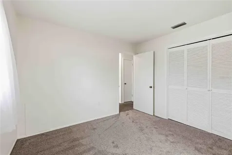 4001 Chinaberry Road Bradenton FL 34208