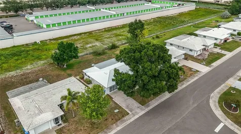 4001 Chinaberry Road Bradenton FL 34208