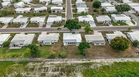 4001 Chinaberry Road Bradenton FL 34208