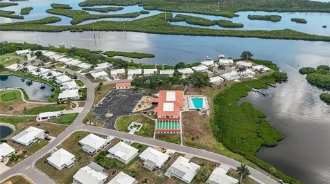 4001 Chinaberry Road Bradenton FL 34208
