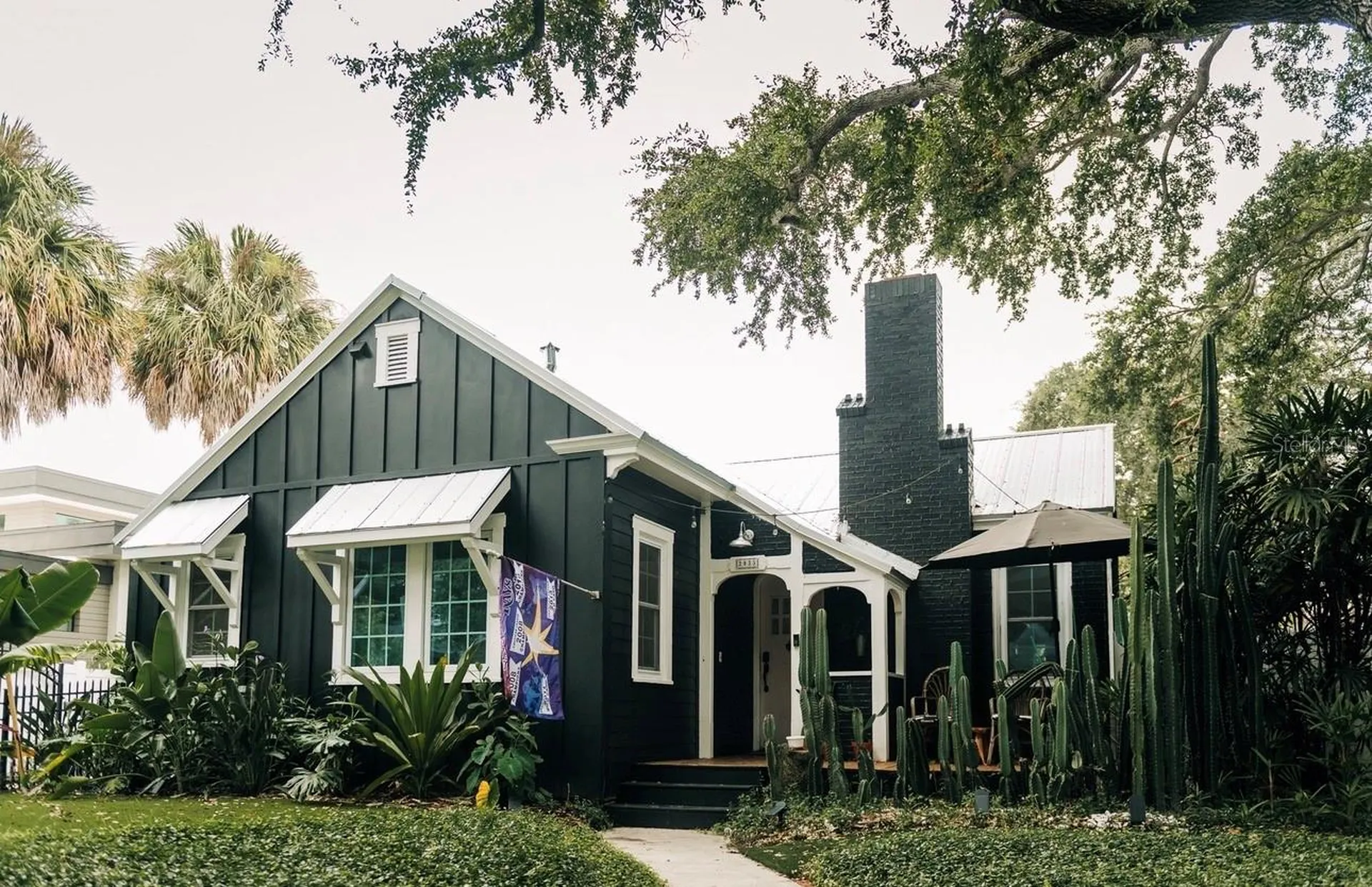 Tampa FL, 2935 W Lawn Avenue