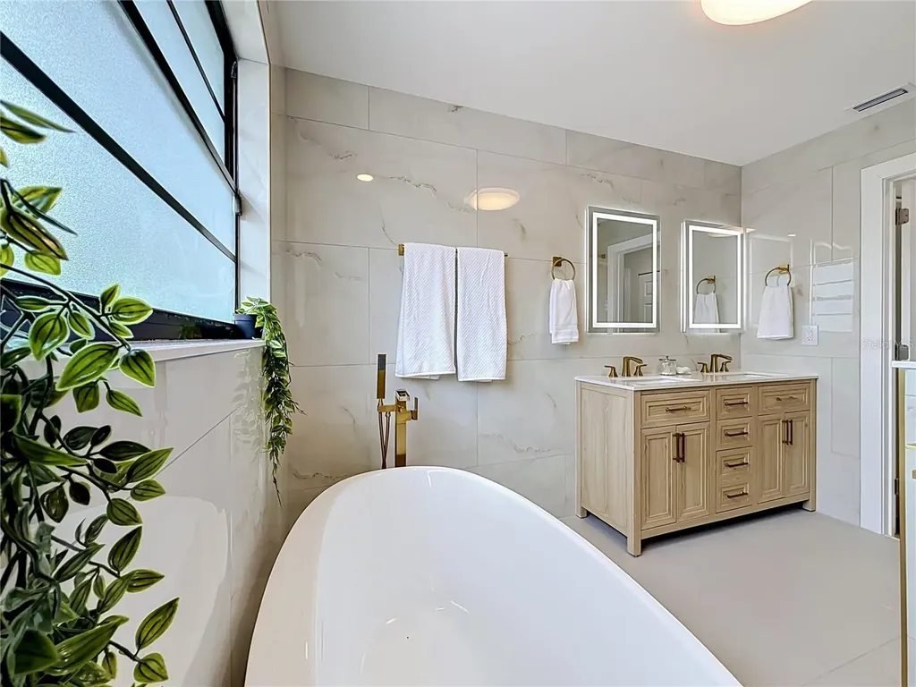 3 Octavia Way Safety Harbor FL 34695
