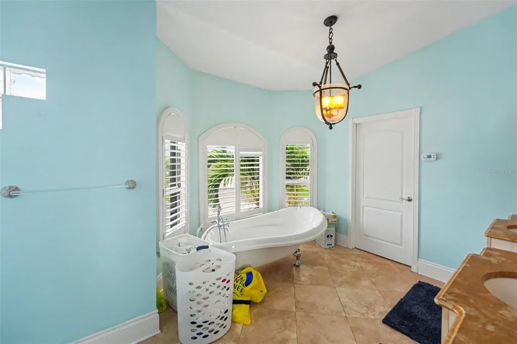 17323 Kennedy Drive North Redington Beach FL 33708
