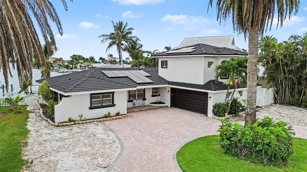 17323 Kennedy Drive North Redington Beach FL 33708