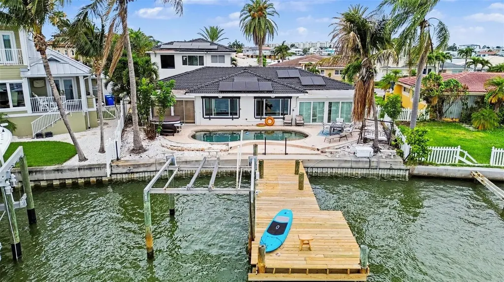 17323 Kennedy Drive North Redington Beach FL 33708