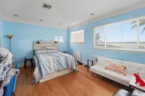 17323 Kennedy Drive North Redington Beach FL 33708