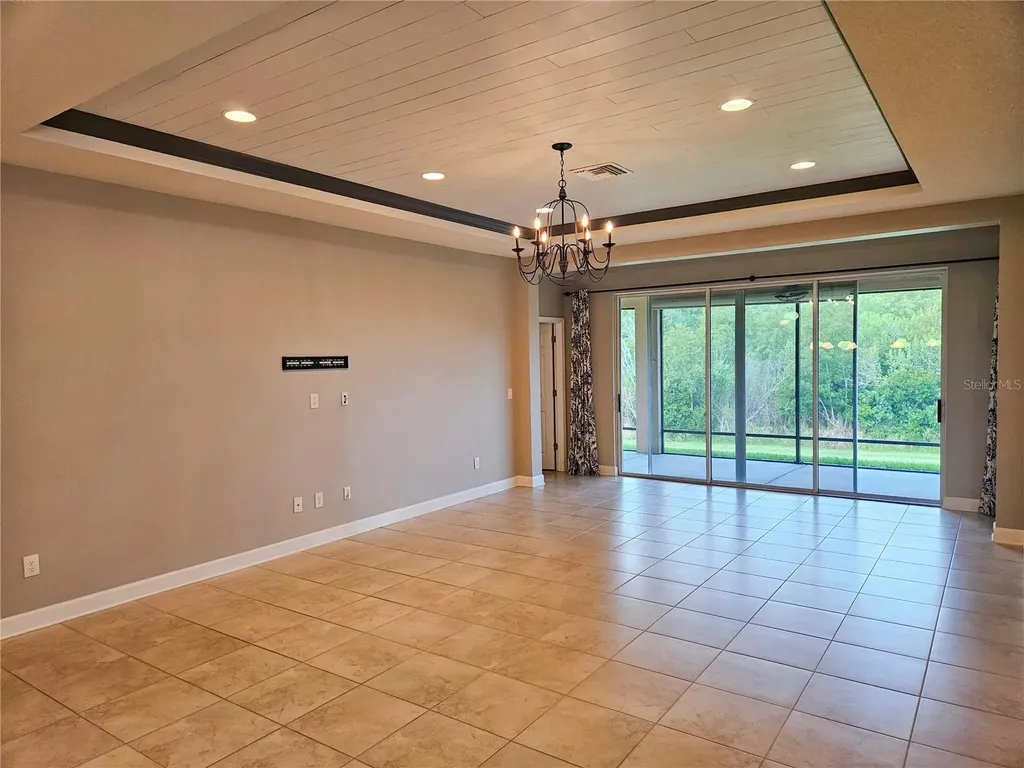 924 Buttercup Glen Bradenton FL 34212