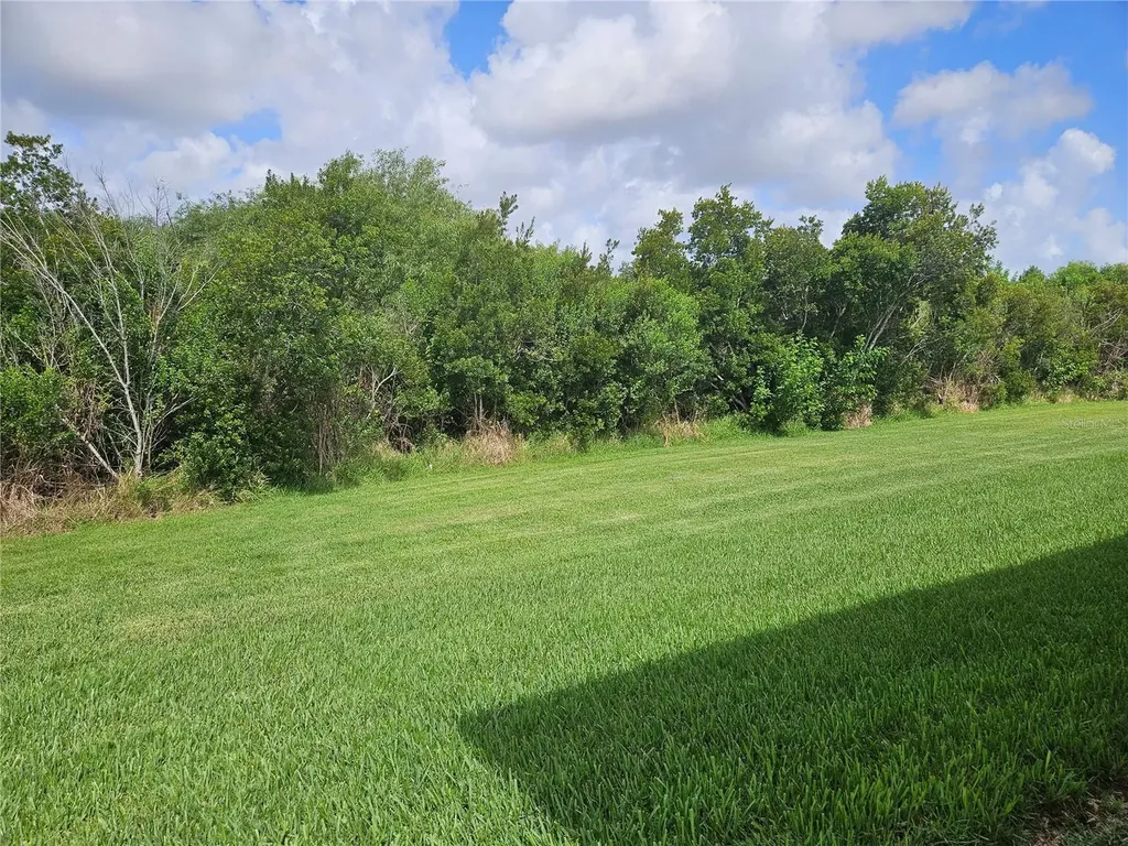 924 Buttercup Glen Bradenton FL 34212