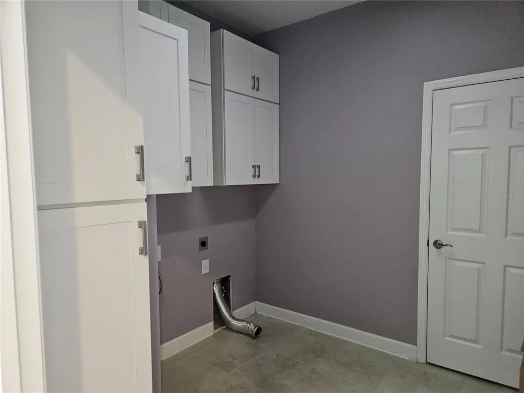 924 Buttercup Glen Bradenton FL 34212
