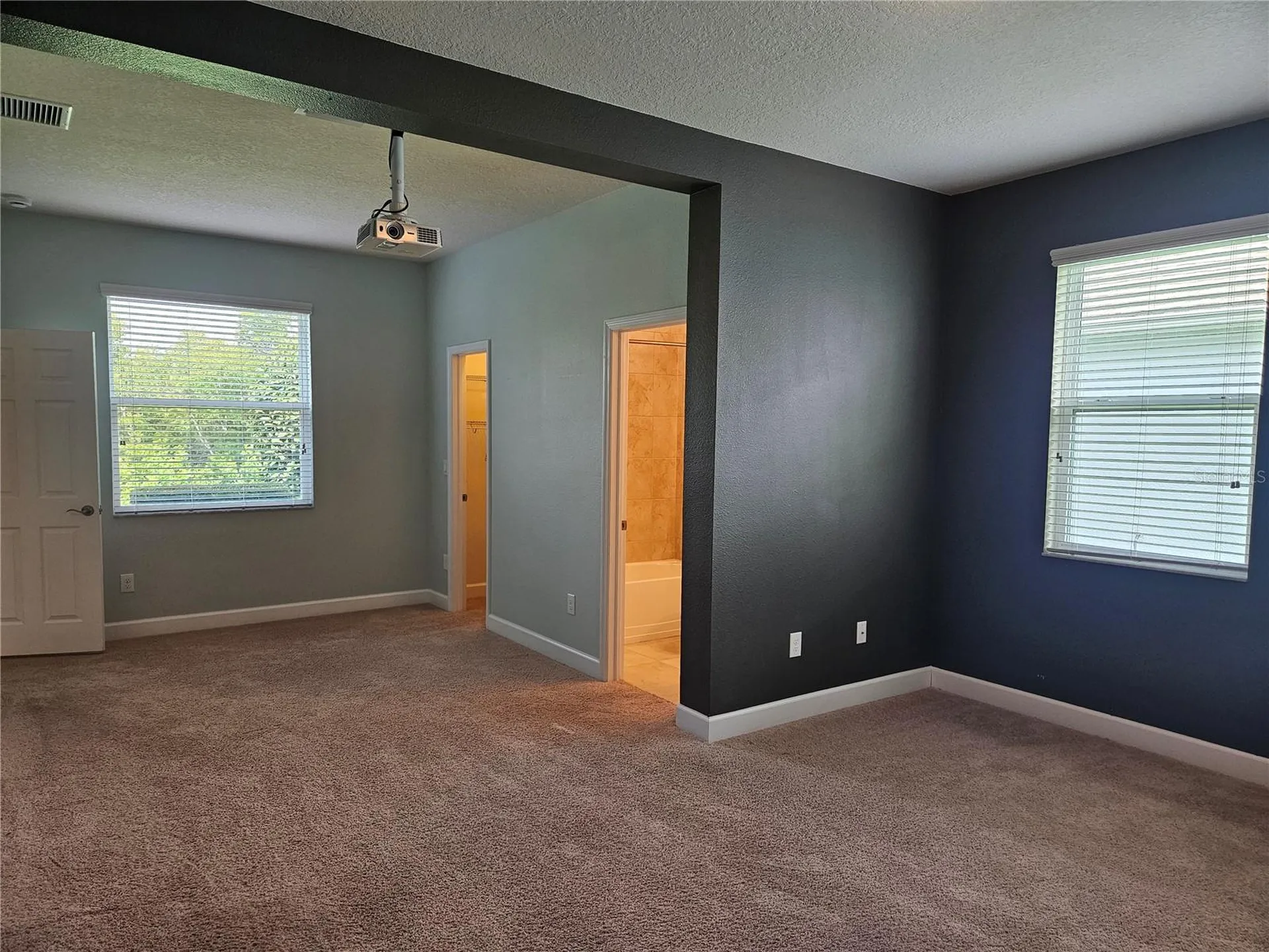 924 Buttercup Glen Bradenton FL 34212