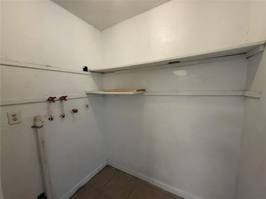 199 Fulton Street NE Largo FL 33771