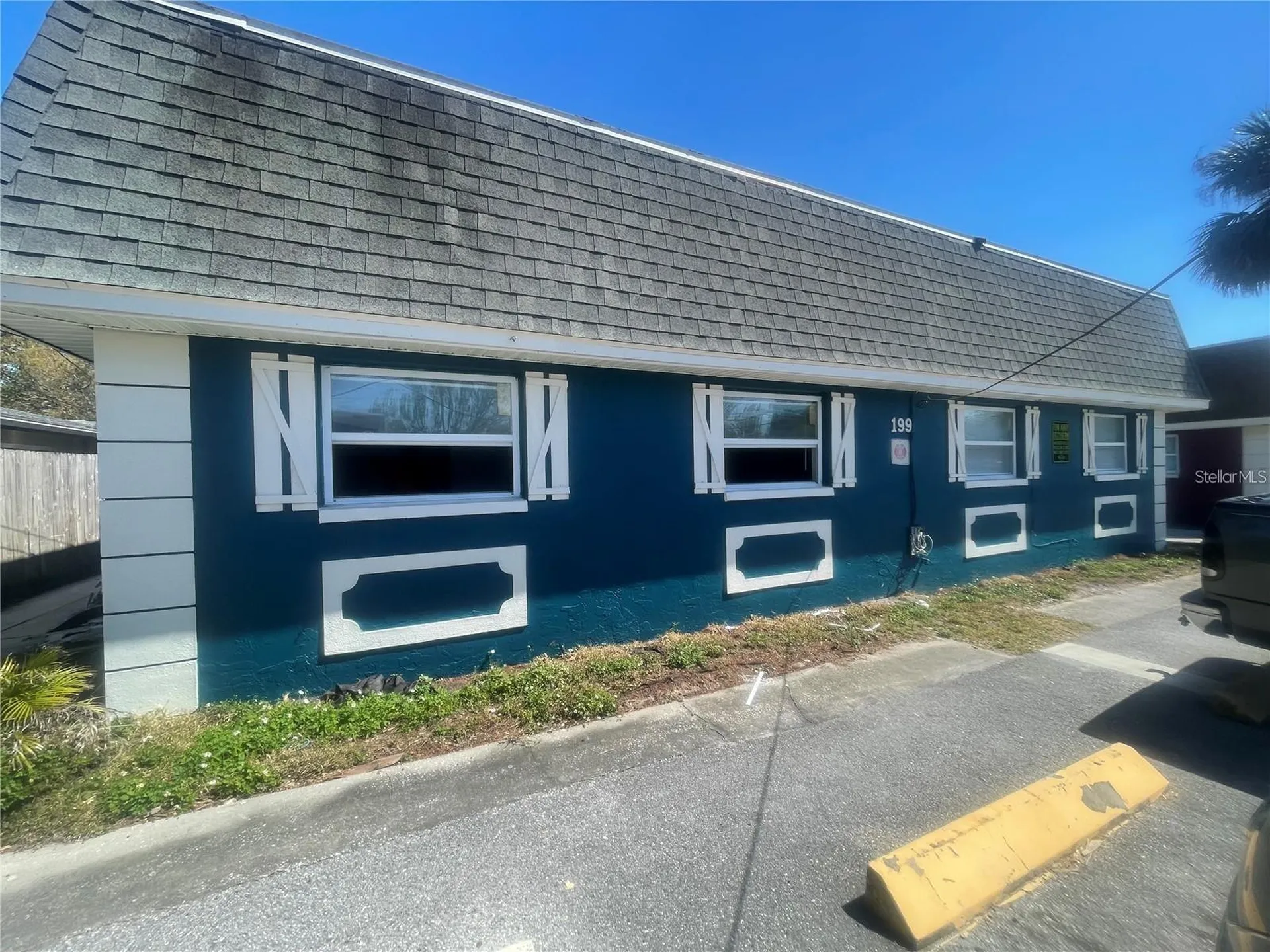 199 Fulton Street NE Largo FL 33771