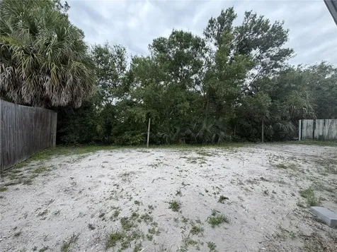 199 Fulton Street NE Largo FL 33771