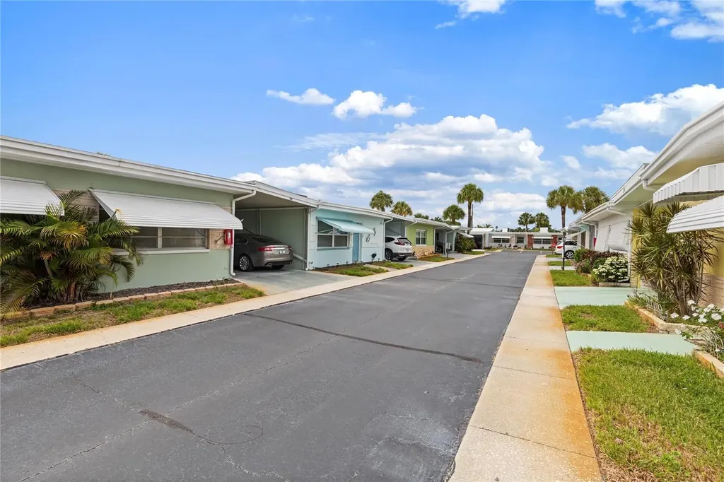 250 Rosery Road NW Largo FL 33770
