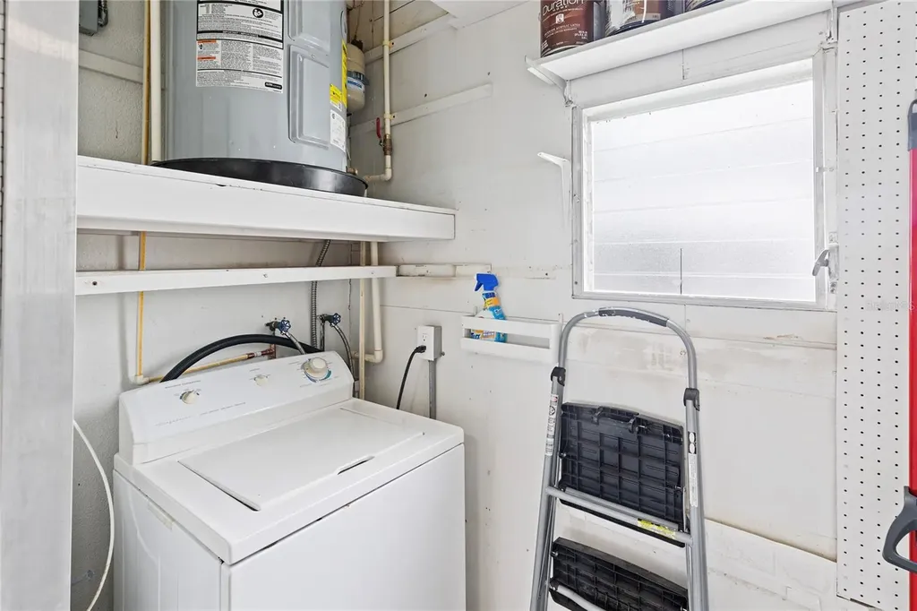 250 Rosery Road NW Largo FL 33770