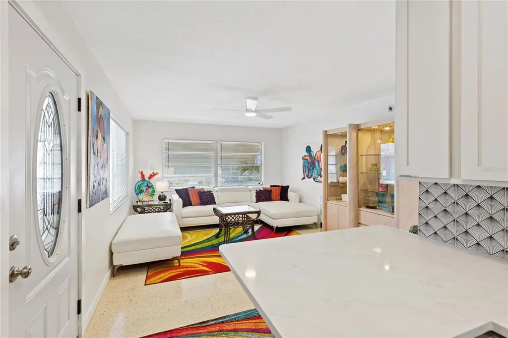 250 Rosery Road NW Largo FL 33770
