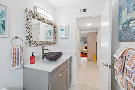 250 Rosery Road NW Largo FL 33770