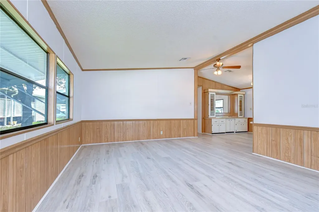 6055 Crestview Lane Zephyrhills FL 33542