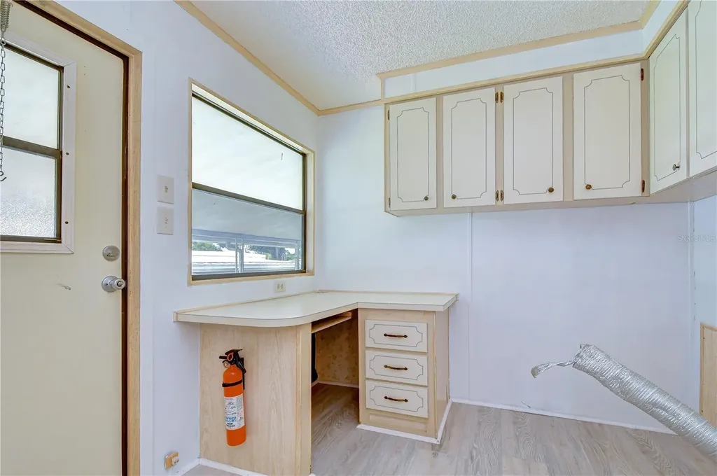 6055 Crestview Lane Zephyrhills FL 33542