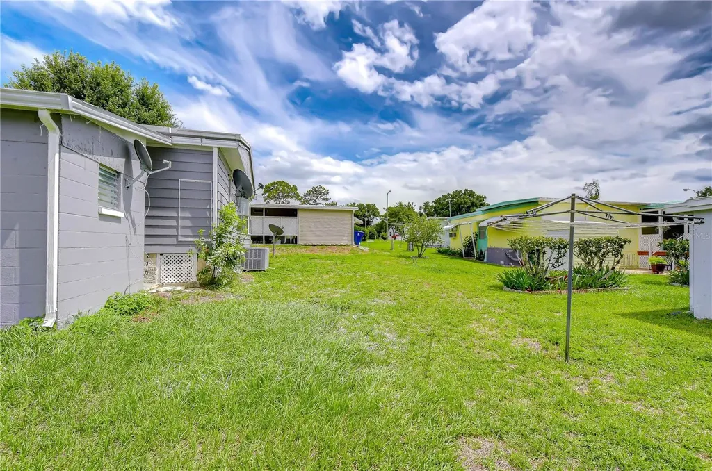6055 Crestview Lane Zephyrhills FL 33542