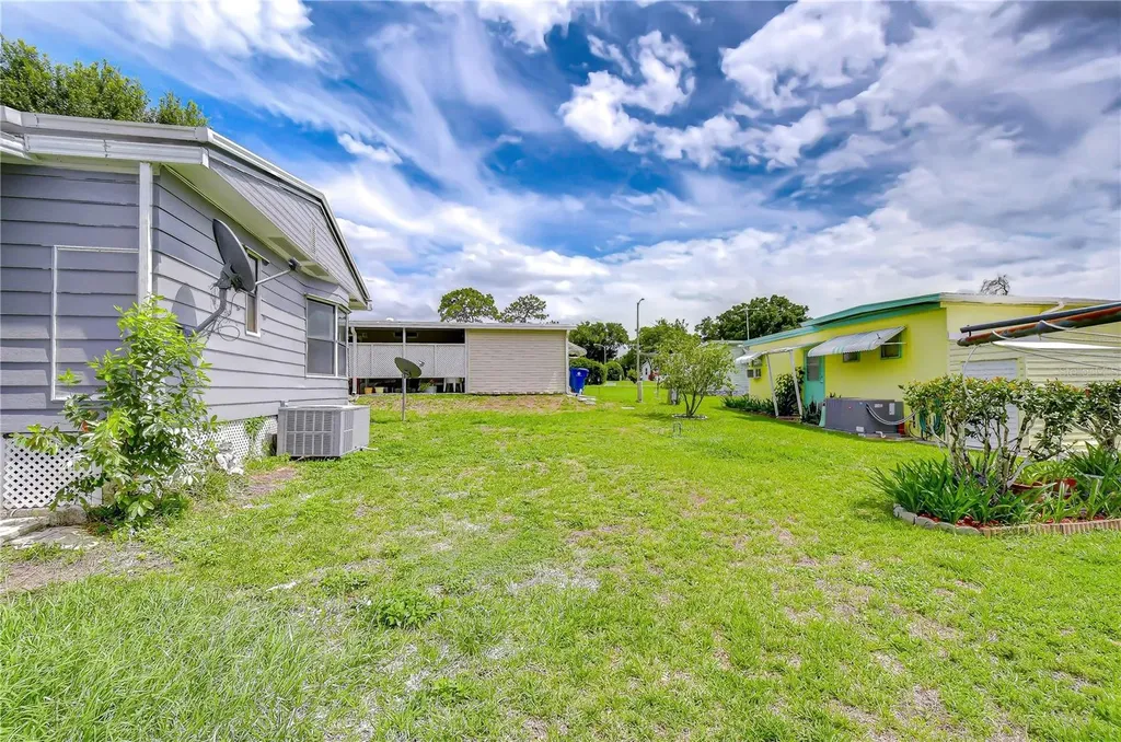 6055 Crestview Lane Zephyrhills FL 33542