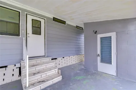 6055 Crestview Lane Zephyrhills FL 33542