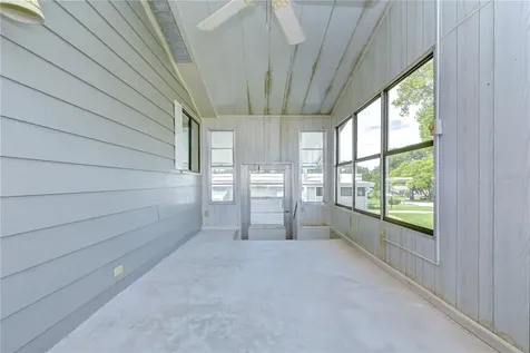 6055 Crestview Lane Zephyrhills FL 33542