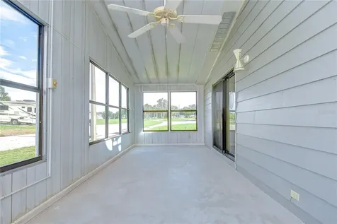 6055 Crestview Lane Zephyrhills FL 33542