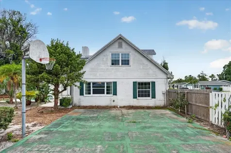 1907 78th Street NW Bradenton FL 34209