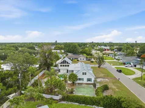 1907 78th Street NW Bradenton FL 34209