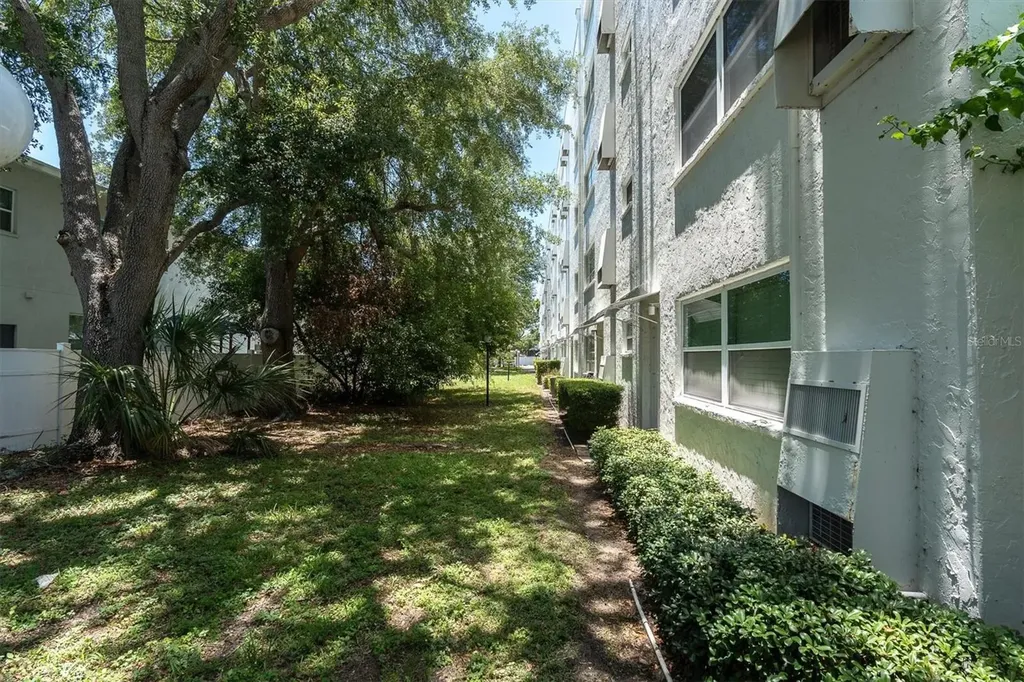 5060 76th Avenue N Pinellas Park FL 33781