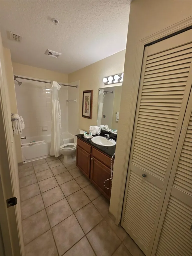 8101 Resort Village Drive Orlando FL 32821