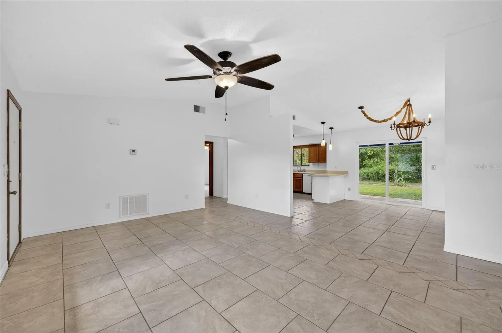 2480 Laval Drive Deltona FL 32738