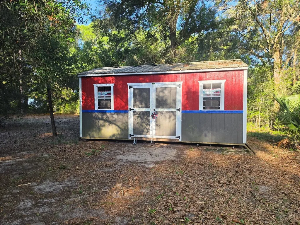 35245 William Lane Eustis FL 32736