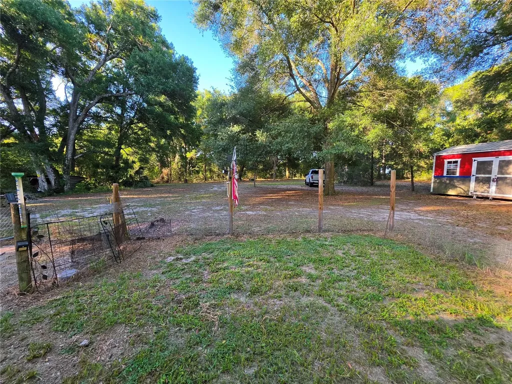 35245 William Lane Eustis FL 32736