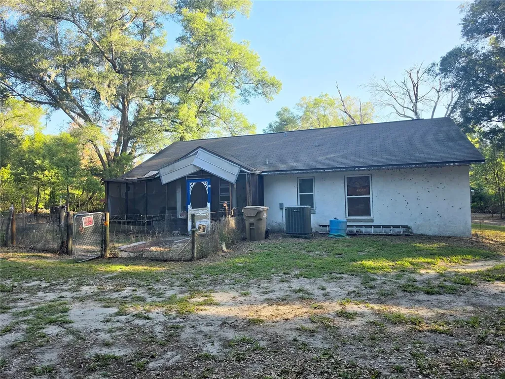 35245 William Lane Eustis FL 32736