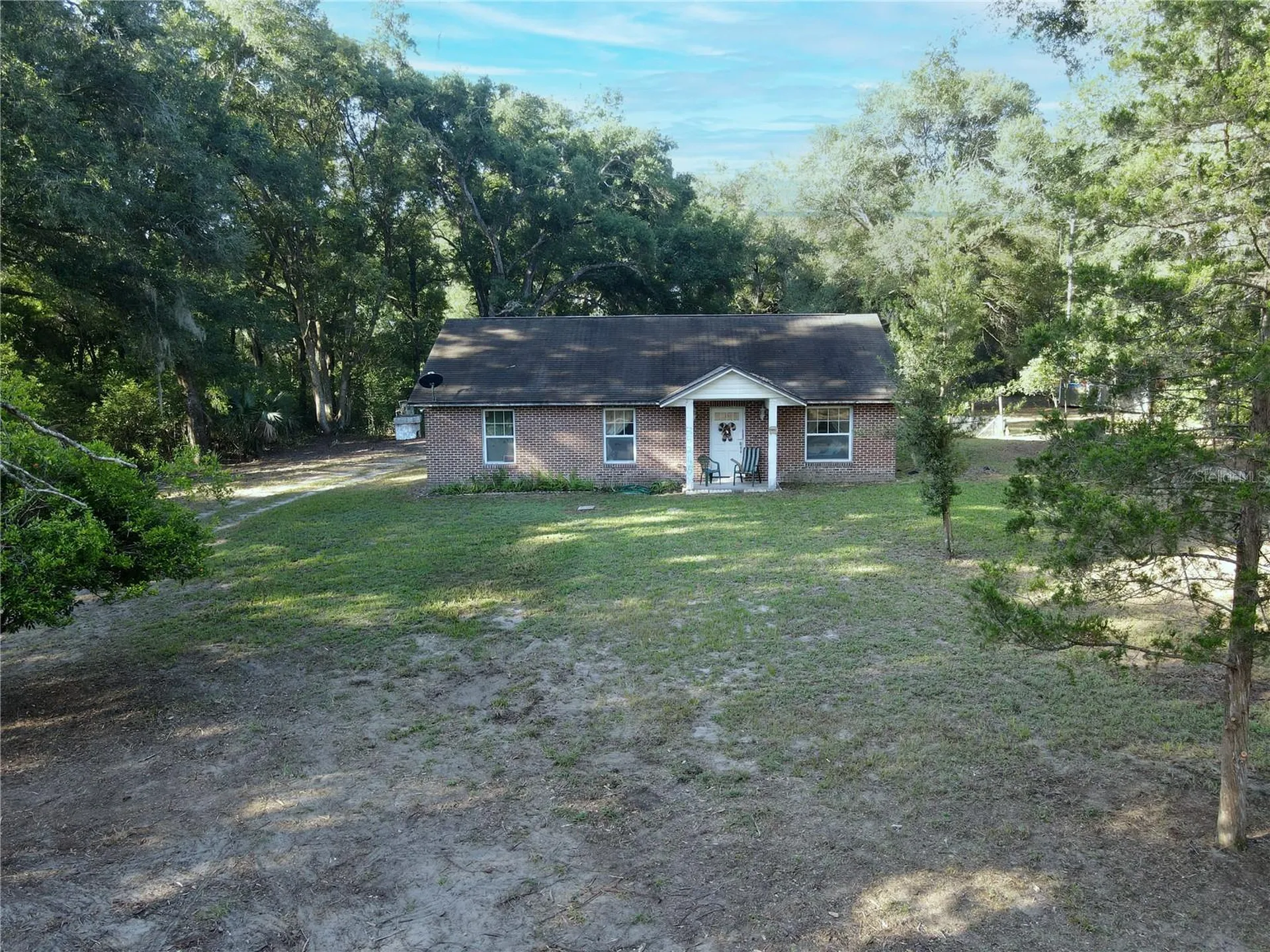 35245 William Lane Eustis FL 32736