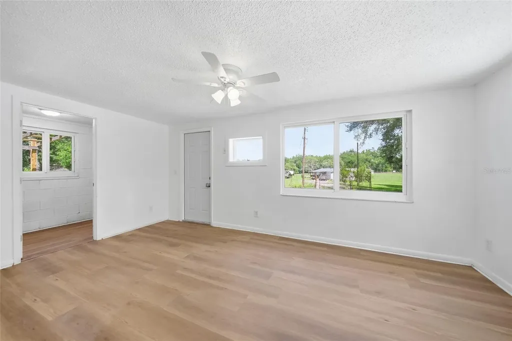 20514 Mickens Drive Dade City FL 33523