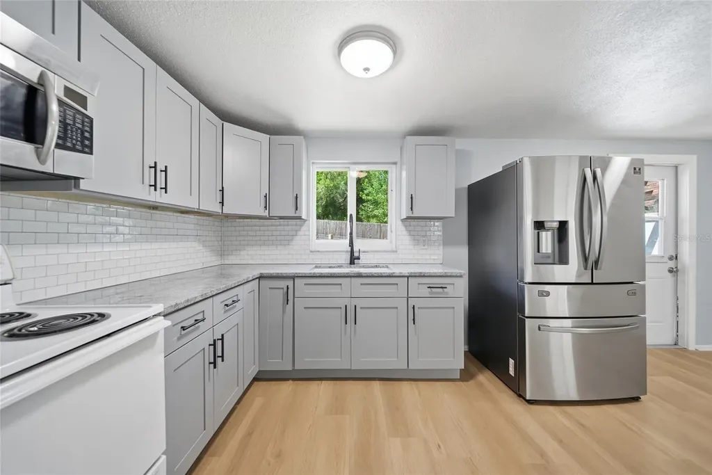 20514 Mickens Drive Dade City FL 33523