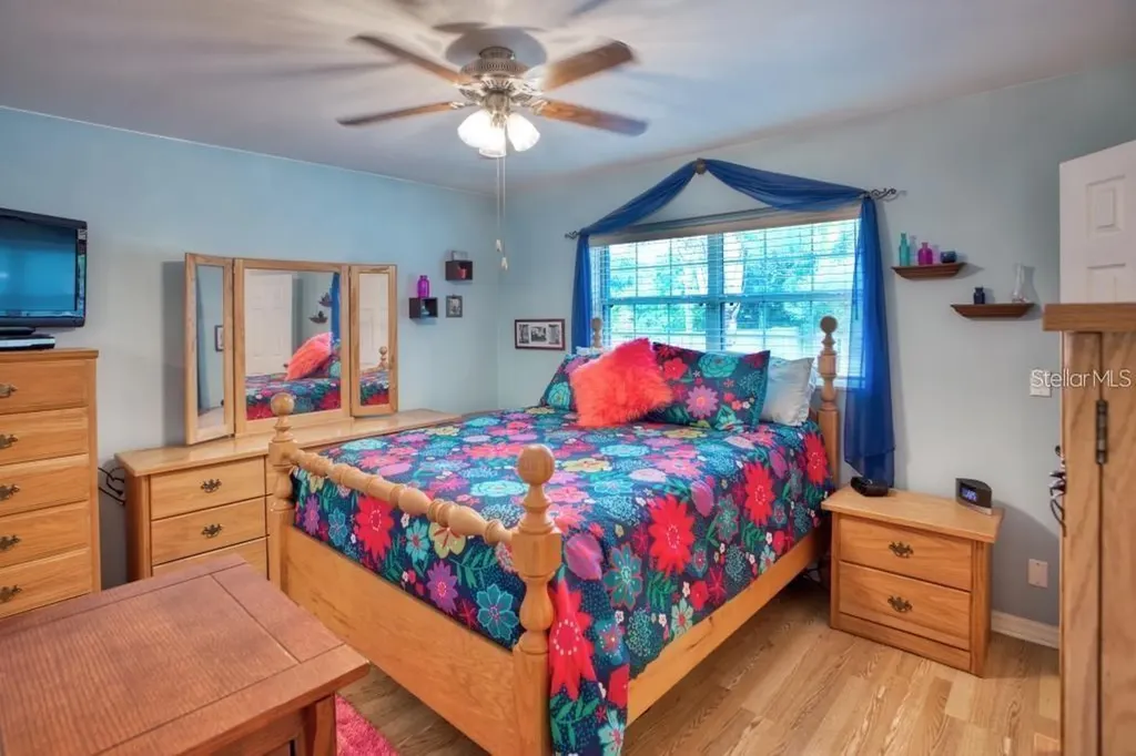 12802 N 53rd Street Temple Terrace FL 33617