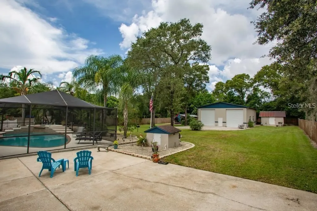12802 N 53rd Street Temple Terrace FL 33617