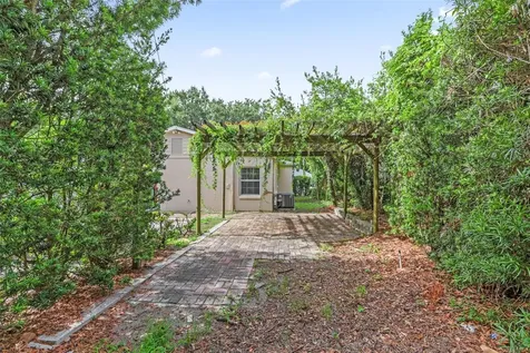 1501 E Robinson Street Orlando FL 32801