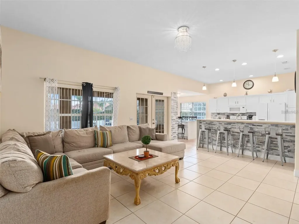 426 Vista Loop Davenport FL 33897