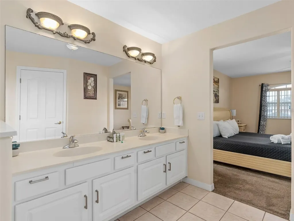 426 Vista Loop Davenport FL 33897