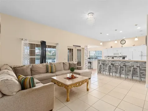 426 Vista Loop Davenport FL 33897