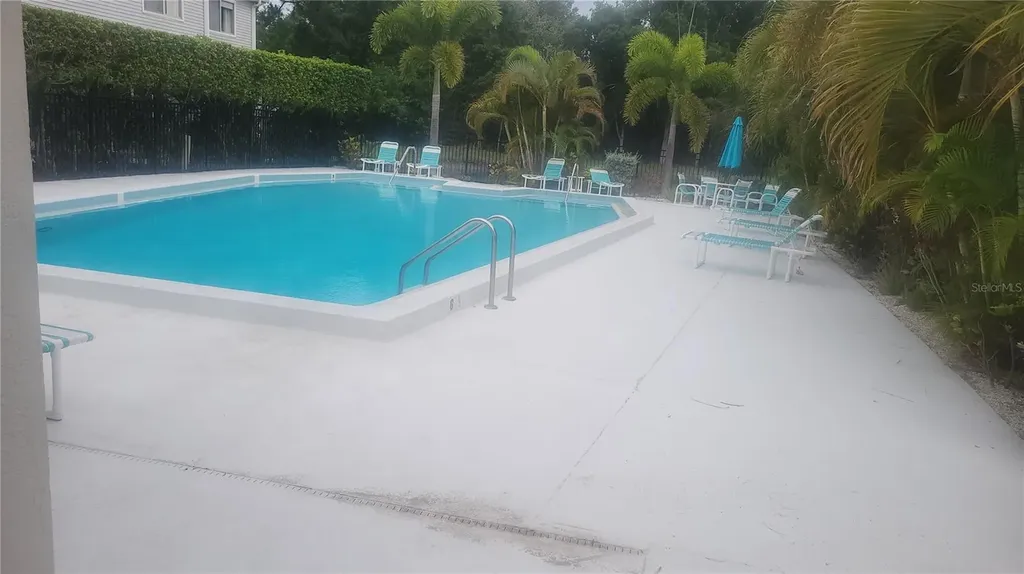 2737 E Enterprise Road Clearwater FL 33759