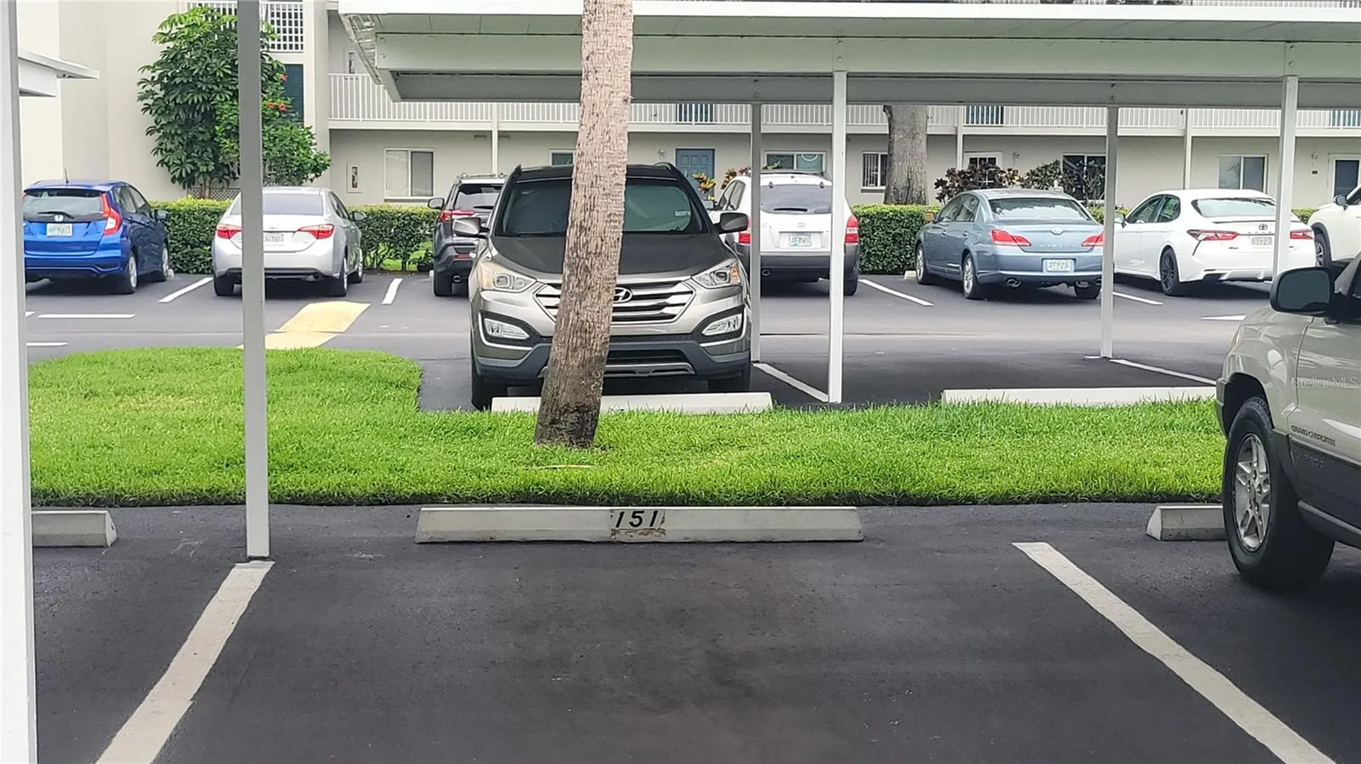 2737 E Enterprise Road Clearwater FL 33759