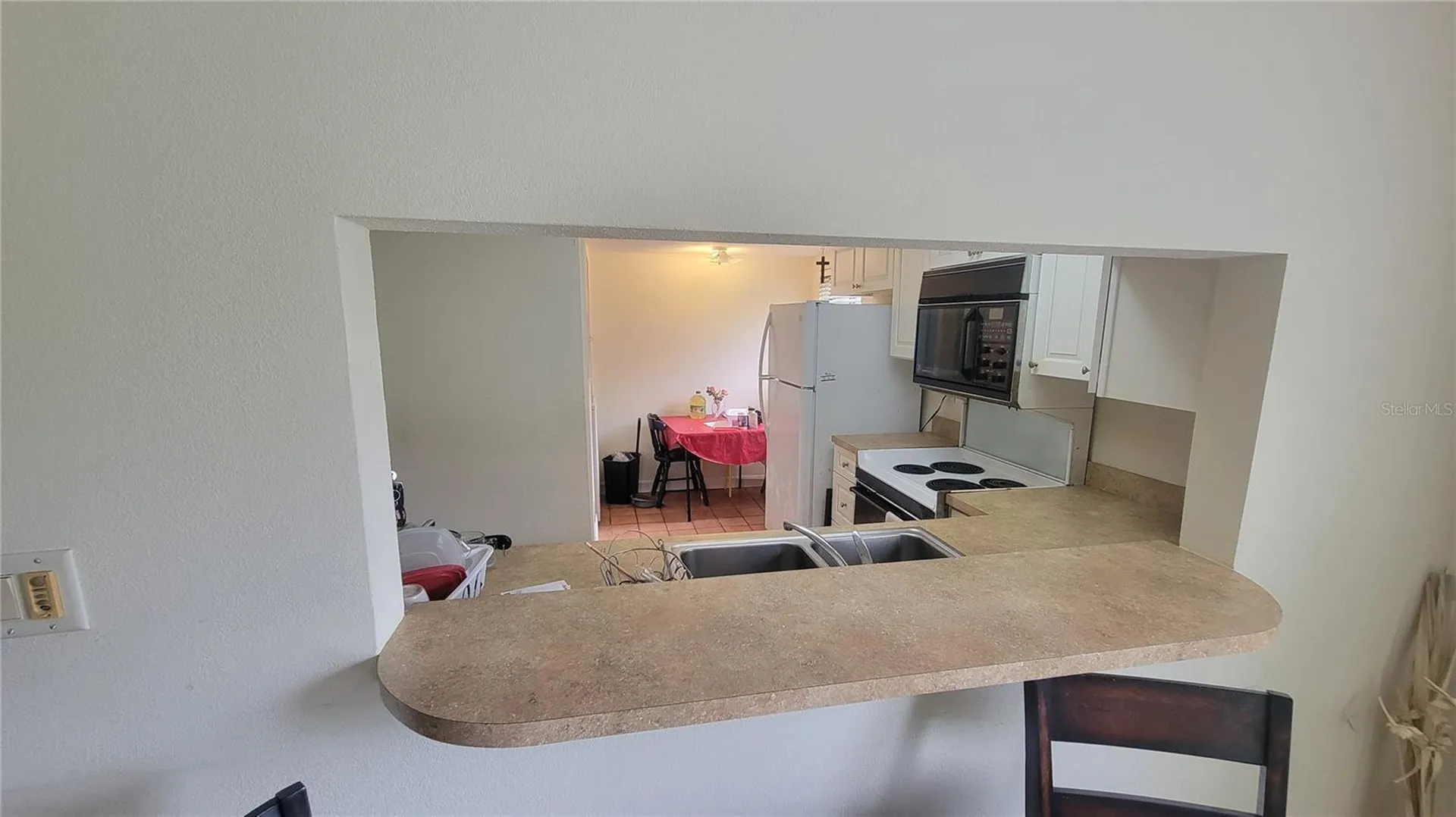 2737 E Enterprise Road Clearwater FL 33759
