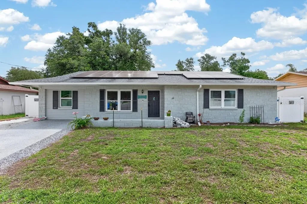 5127 Pine Street Seffner FL 33584
